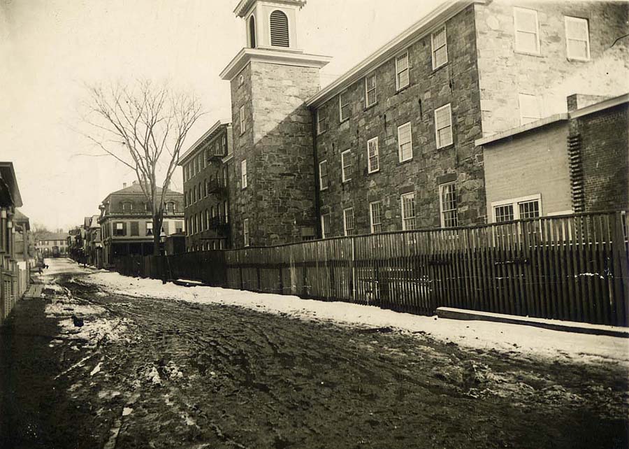 Aquidneck Mill
